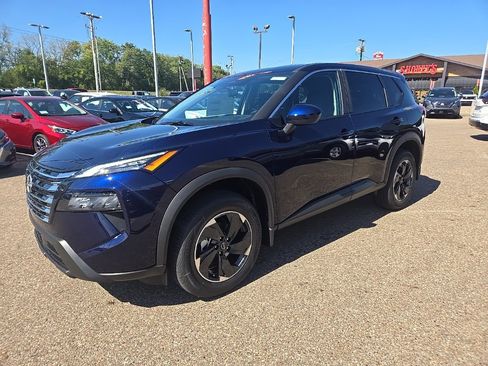 New 2026 Nissan Rogue SV image 3