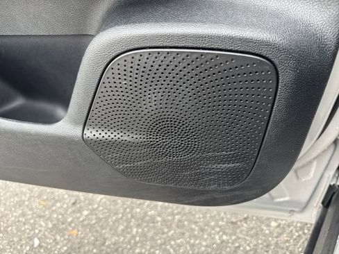 Used 2023 Lincoln Corsair Standard w/ Equipment Group 101A image 27