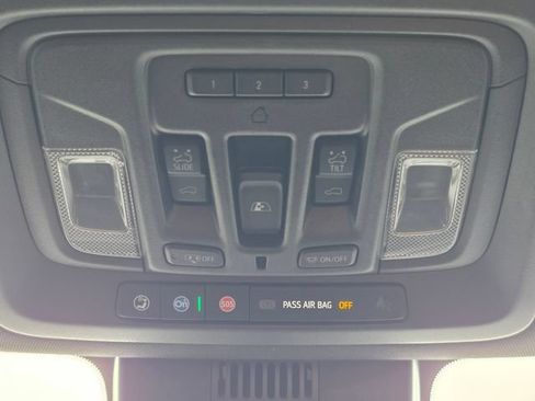 Used 2023 GMC Sierra 1500 AT4 w/ AT4 Premium Package AWD/4WD image 41