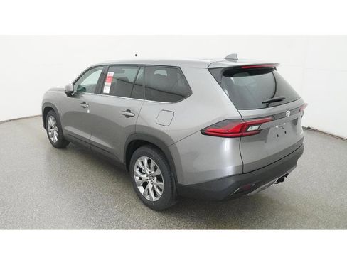 New 2026 Toyota Grand Highlander Limited image 5