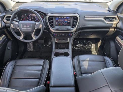 Used 2023 GMC Acadia Denali w/ Denali Technology Package FWD image 17