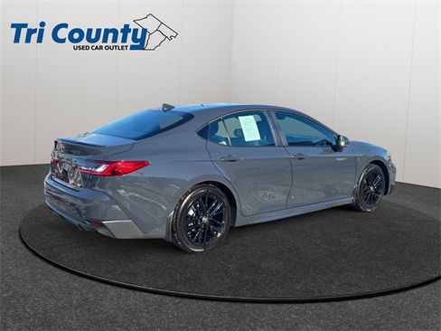 Certified 2026 Toyota Camry SE image 8