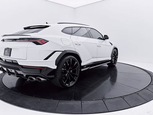 Used 2023 Lamborghini Urus S AWD/4WD image 13