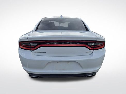 Used 2016 Dodge Charger SXT image 7
