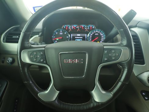 Used 2018 GMC Yukon SLT w/ Open Road Package image 9