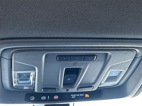 Used 2022 Chevrolet Silverado 1500 LT Trail Boss w/ Convenience Package II image 19