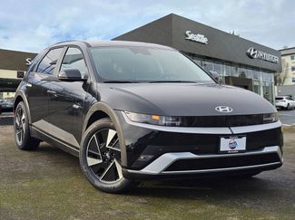 New 2026 Hyundai Ioniq 5 SE video 1