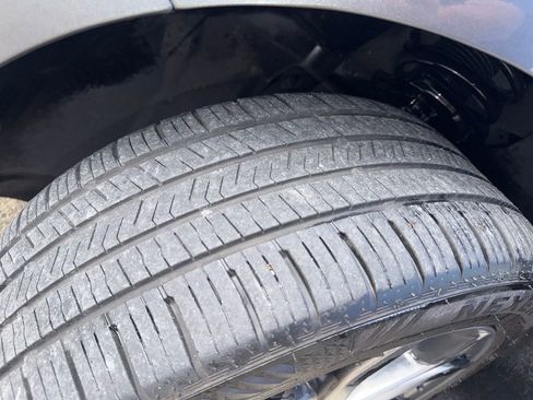 Used 2019 Ford Fusion SEL image 28