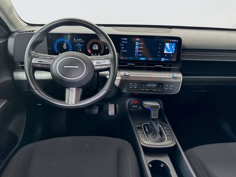 Certified 2025 Hyundai Kona SEL FWD image 21