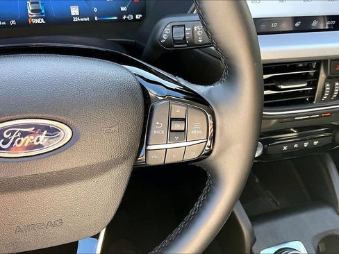 Used 2025 Ford Escape Platinum AWD/4WD image 12