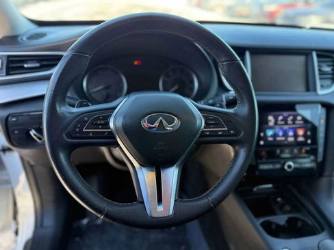 Used 2019 INFINITI QX50 Luxe w/ Navigation Package AWD/4WD image 29