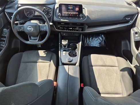 Used 2025 Nissan Rogue SV AWD/4WD image 28