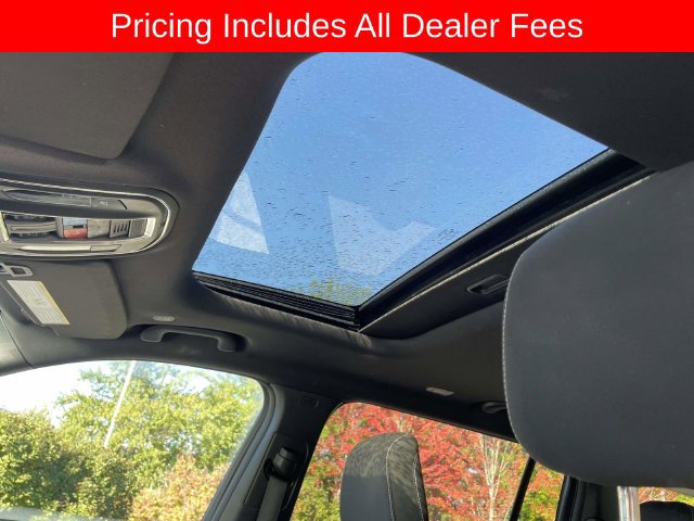 Used 2025 Jeep Grand Cherokee L Laredo AWD/4WD image 25