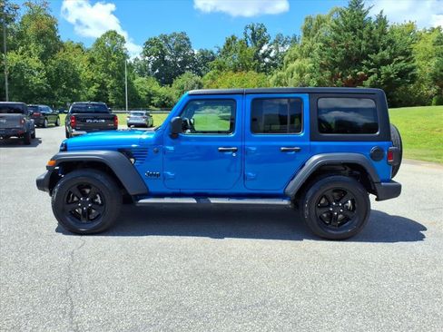 Used 2023 Jeep Wrangler Unlimited Sport AWD/4WD image 2