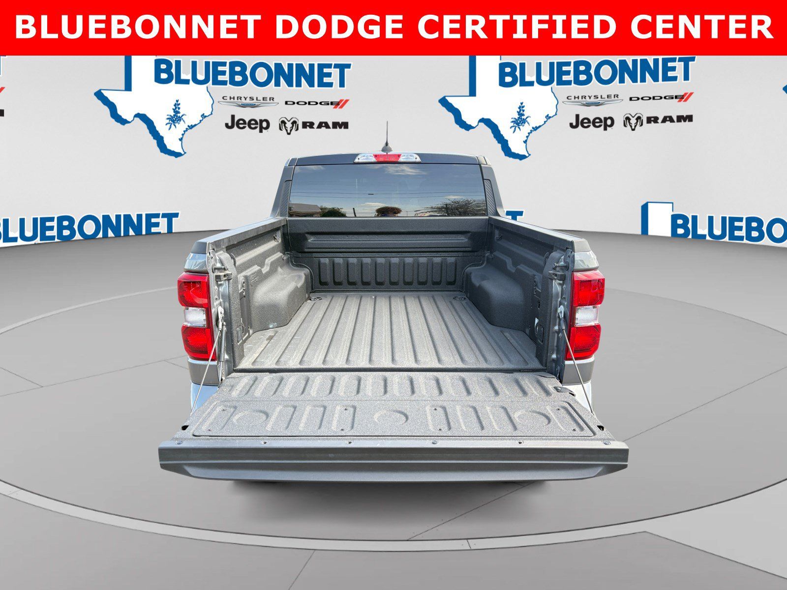 Used 2025 Ford Maverick Lobo AWD/4WD image 22