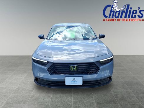 Used 2025 Honda Accord SE image 2