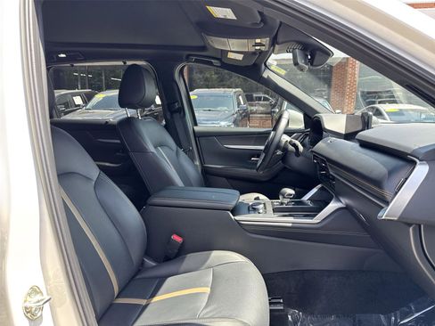 Certified 2026 MAZDA CX-90 3.3 Turbo S w/ Premium Plus AWD/4WD image 27