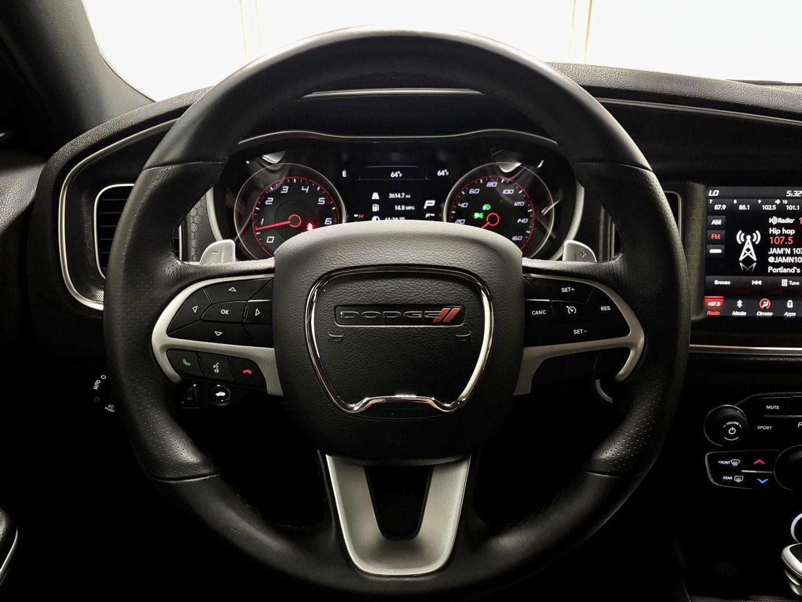Used 2018 Dodge Charger R/T RWD image 19