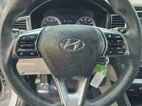 Used 2018 Hyundai Sonata SE image 12