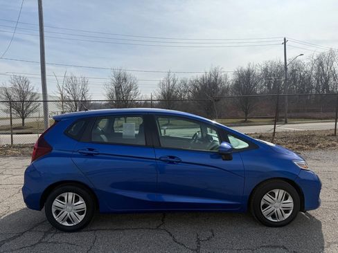 Used 2020 Honda Fit LX image 6