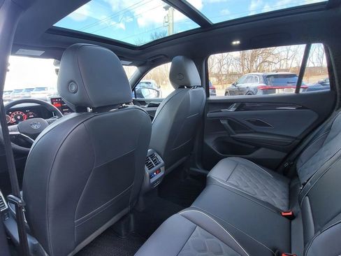 Used 2026 Volkswagen Tiguan SEL R-Line AWD/4WD image 22