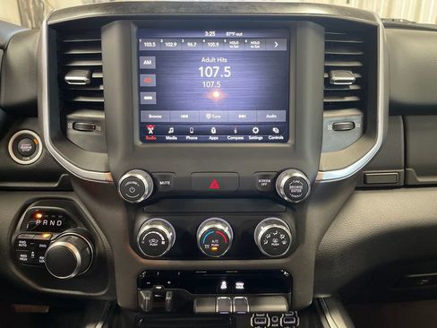 Used 2019 RAM 1500 Big Horn AWD/4WD image 21