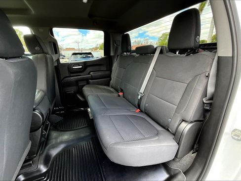 Used 2021 Chevrolet Silverado 1500 Custom Trail Boss AWD/4WD image 11