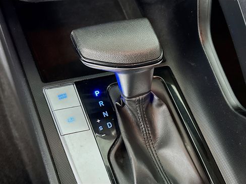 Used 2021 Hyundai Elantra SEL w/ Cargo Package image 19