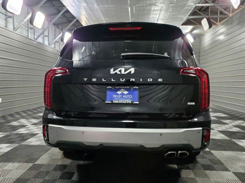 Used 2023 Kia Telluride S w/ S Sunroof Package image 6