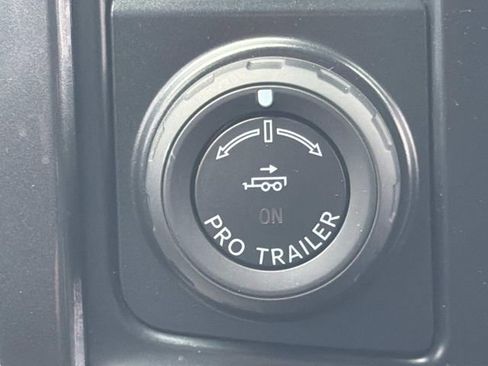 Used 2022 Ford F150 Lariat w/ Equipment Group 502A High image 30