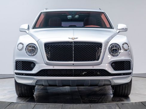 Used 2020 Bentley Bentayga AWD/4WD image 52
