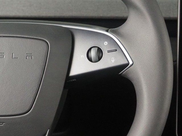 Used 2026 Tesla Model Y Long Range AWD/4WD image 21