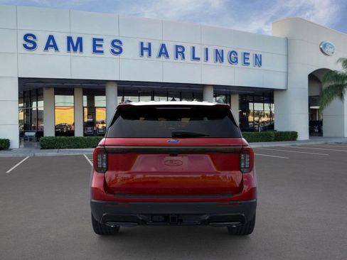 New 2026 Ford Explorer ST-Line w/ ST-Line Street Pack image 5