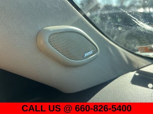Used 2011 Cadillac Escalade Platinum AWD/4WD image 28