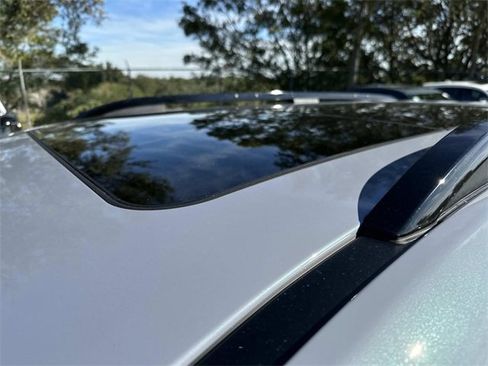 New 2025 Honda Pilot Touring image 33