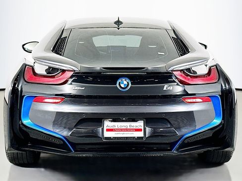 Used 2015 BMW i8 image 3