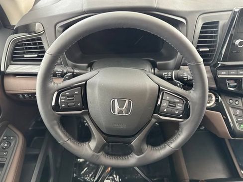Used 2026 Honda Odyssey Elite image 29
