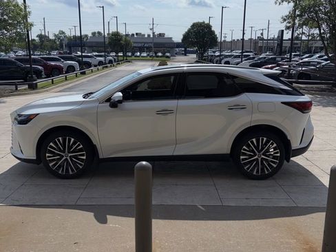 Certified 2023 Lexus RX 350 Premium Plus w/ Accessory Package (Z1) FWD image 4
