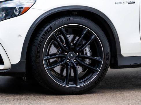 Used 2019 Mercedes-Benz GLC 63 AMG 4MATIC w/ Multimedia Package image 5