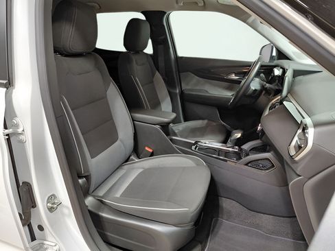 Certified 2024 Chevrolet TrailBlazer LT w/ Convenience Package AWD/4WD image 18