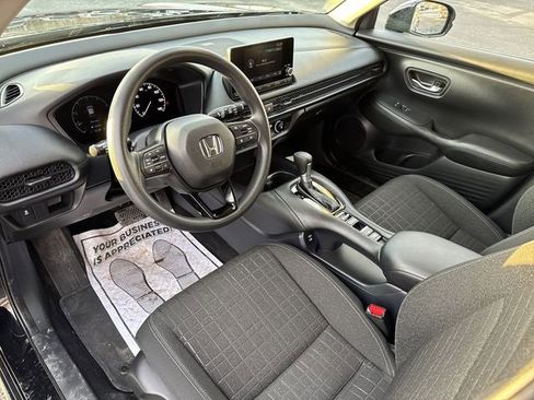 Used 2024 Honda HR-V LX image 10