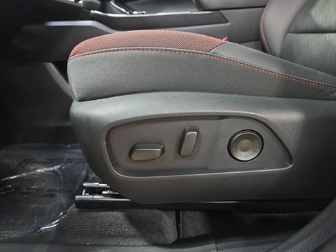 New 2027 Chevrolet Equinox RS w/ Convenience Package III AWD/4WD image 30