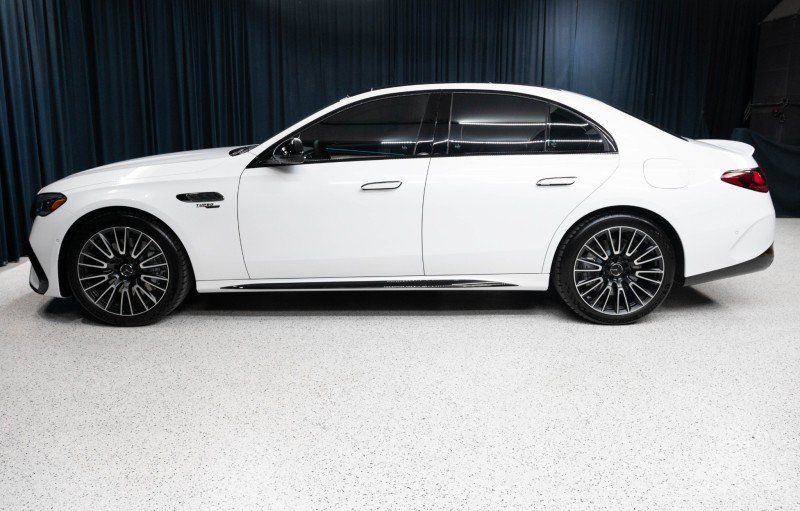 New 2027 Mercedes-Benz E 53 AMG e 4MATIC Sedan image 8