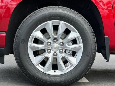 Used 2022 Chevrolet Silverado 1500 Custom image 22