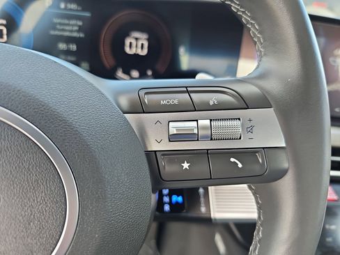 Certified 2025 Hyundai Sonata SEL image 17