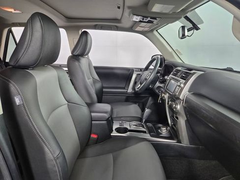 Used 2019 Toyota 4Runner SR5 Premium AWD/4WD image 15