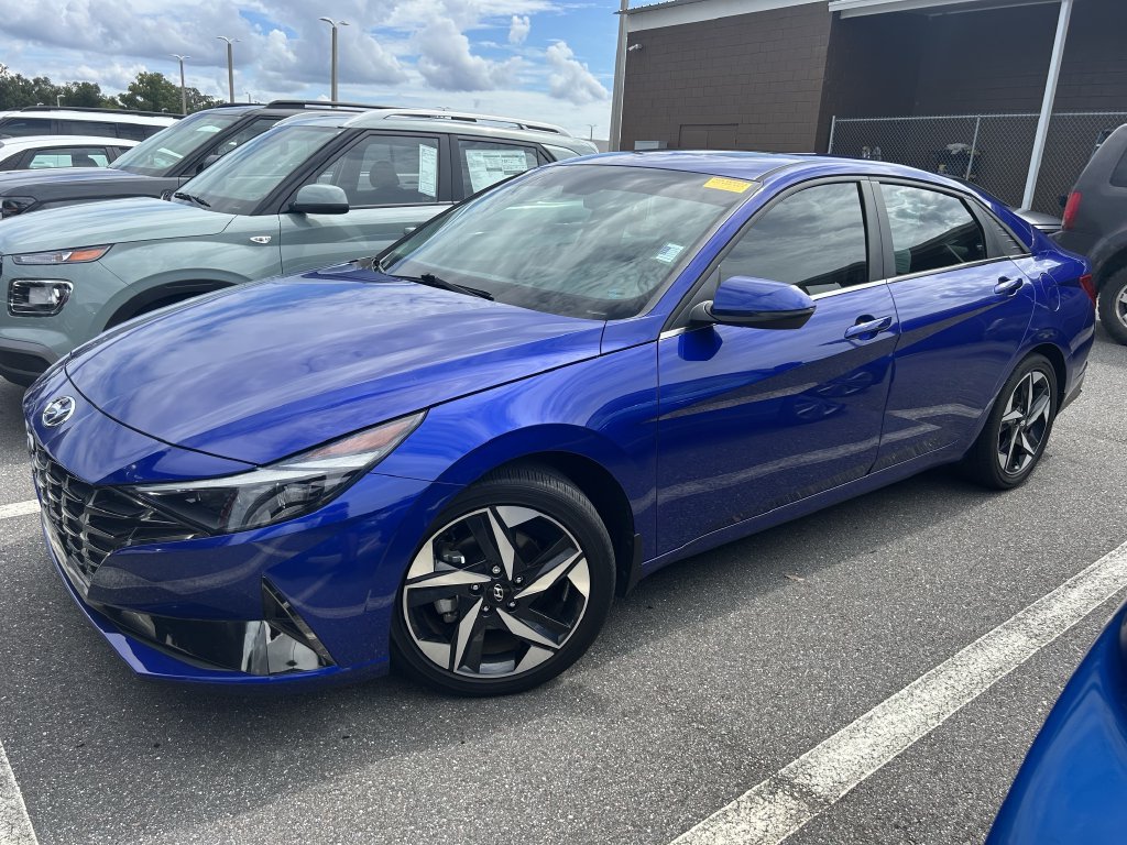 Used 2023 Hyundai Elantra Limited FWD image 8