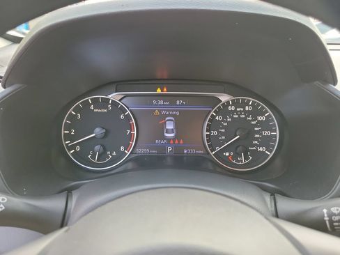 Used 2025 Nissan Altima 2.5 SV FWD image 27