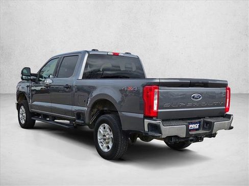 Used 2025 Ford F250 XLT image 8