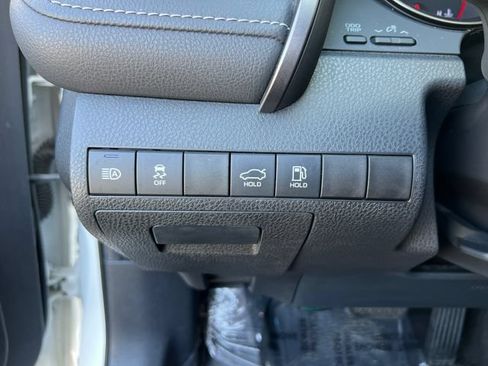 Used 2021 Toyota Camry XSE w/ Carpet Mat Package (TMS) FWD image 30